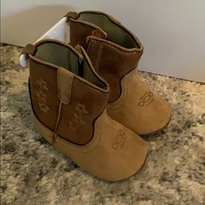 Brand new rising star baby cowboy/cowgirl boots!